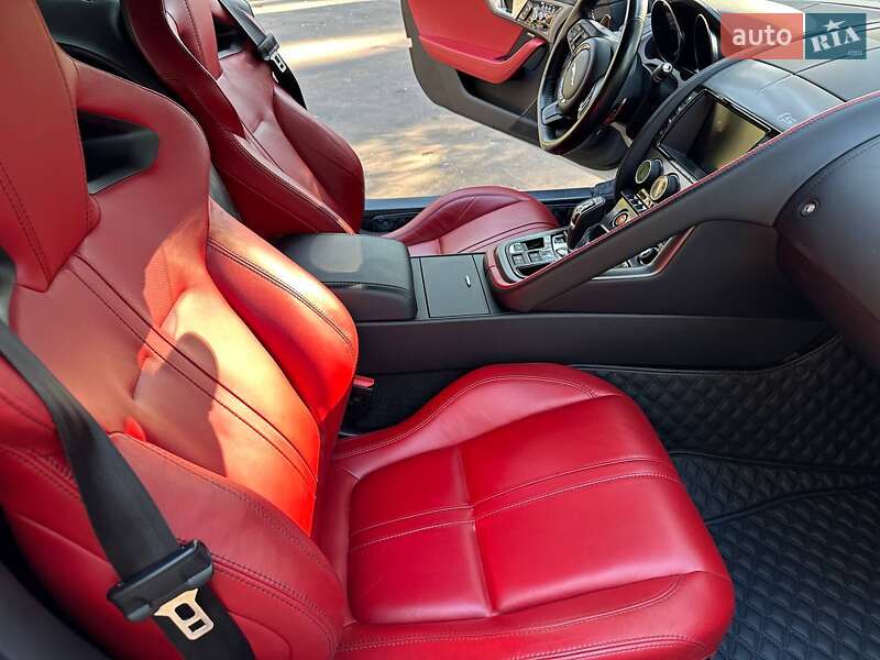 Купе Jaguar F-Type 2016 в Черкассах