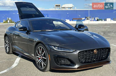 Купе Jaguar F-Type 2021 в 