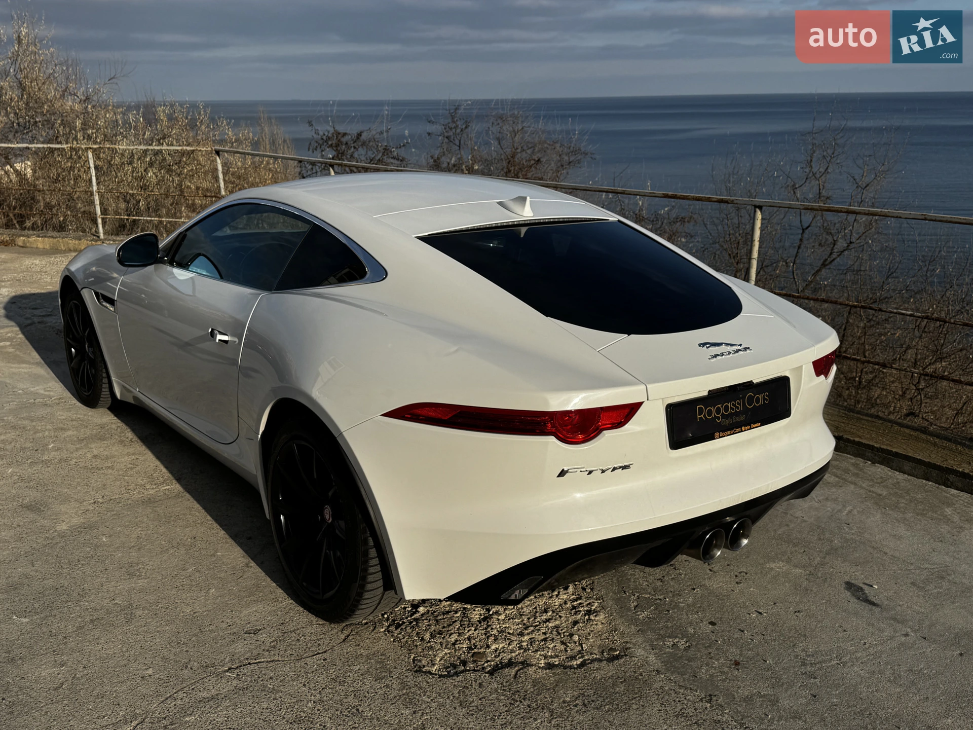 2016 Jaguar F-Type - мініатюра 16
