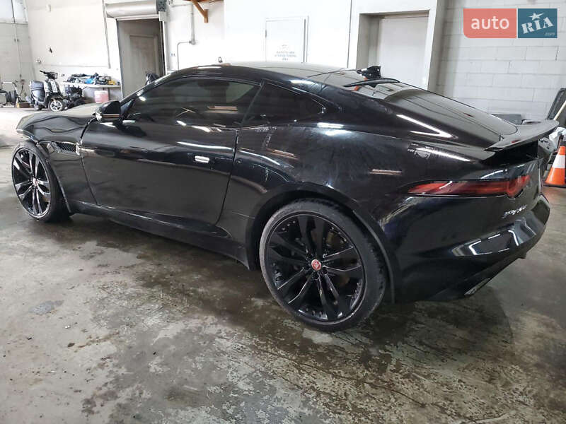 Купе Jaguar F-Type 2018 в 