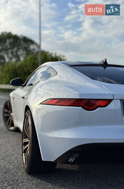 Купе Jaguar F-Type 2015 в 