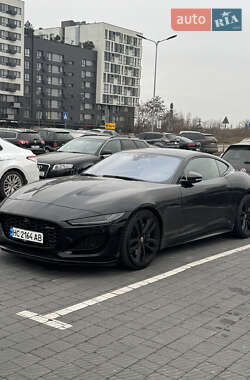 Купе Jaguar F-Type 2023 в 