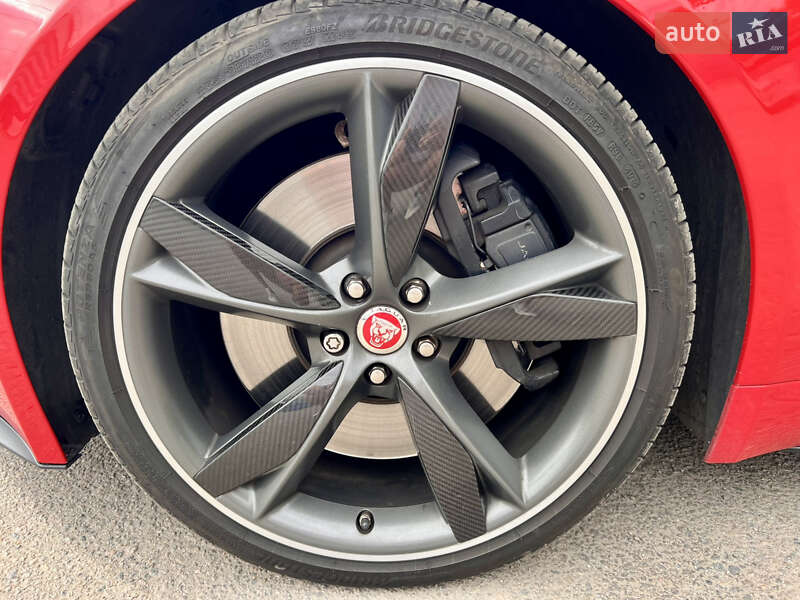 Купе Jaguar F-Type 2015 в Дніпрі