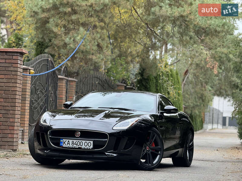 Купе Jaguar F-Type 2015 в Киеве