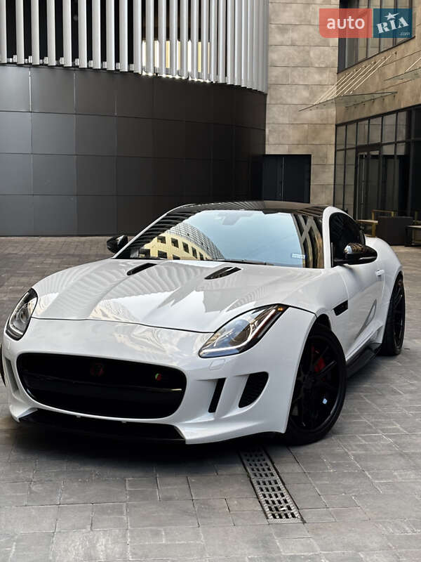 Купе Jaguar F-Type 2016 в 