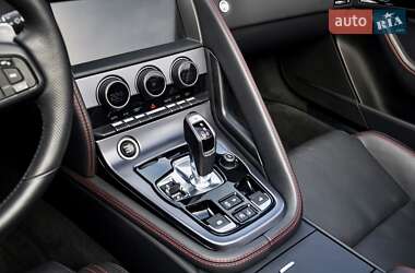 Кабриолет Jaguar F-Type 2020 в 