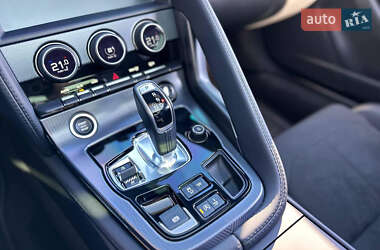 Купе Jaguar F-Type 2021 в 