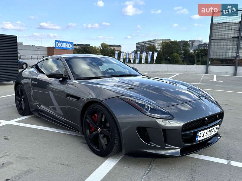 Купе Jaguar F-Type 2015 в Киеве