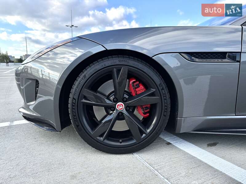 Купе Jaguar F-Type 2015 в Киеве