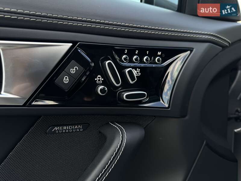 Купе Jaguar F-Type 2015 в Киеве