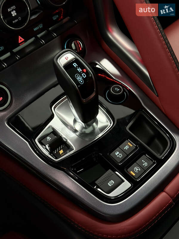Купе Jaguar F-Type 2022 в Одесі