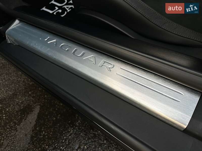 Купе Jaguar F-Type 2023 в Киеве фото 42 Купе Jaguar F-Type 2023 в Киеве