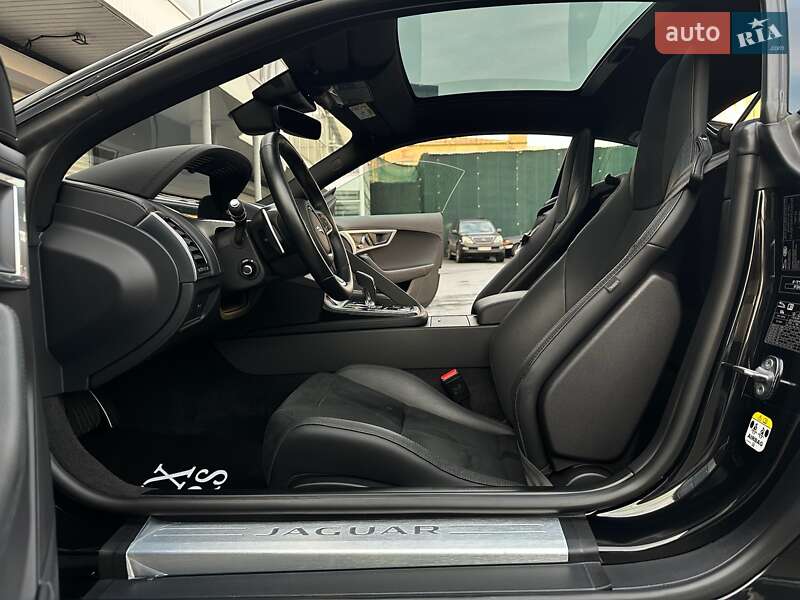 Купе Jaguar F-Type 2023 в Киеве фото 43 Купе Jaguar F-Type 2023 в Киеве