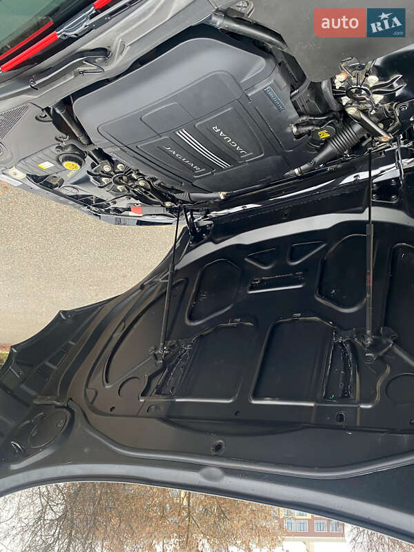 Родстер Jaguar F-Type 2015 в Чернигове фото 36 Родстер Jaguar F-Type 2015 в Чернигове