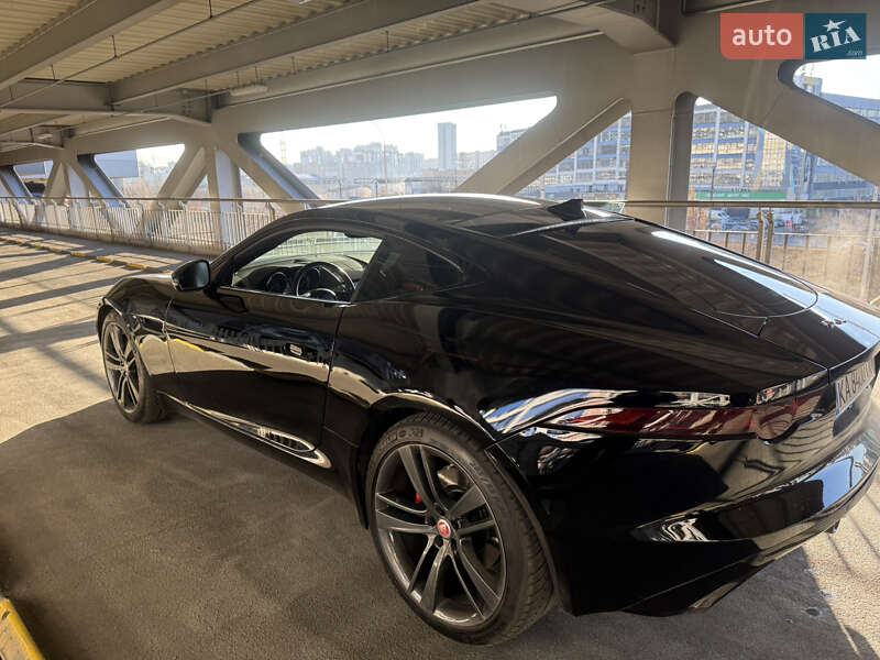 Купе Jaguar F-Type 2015 в Киеве