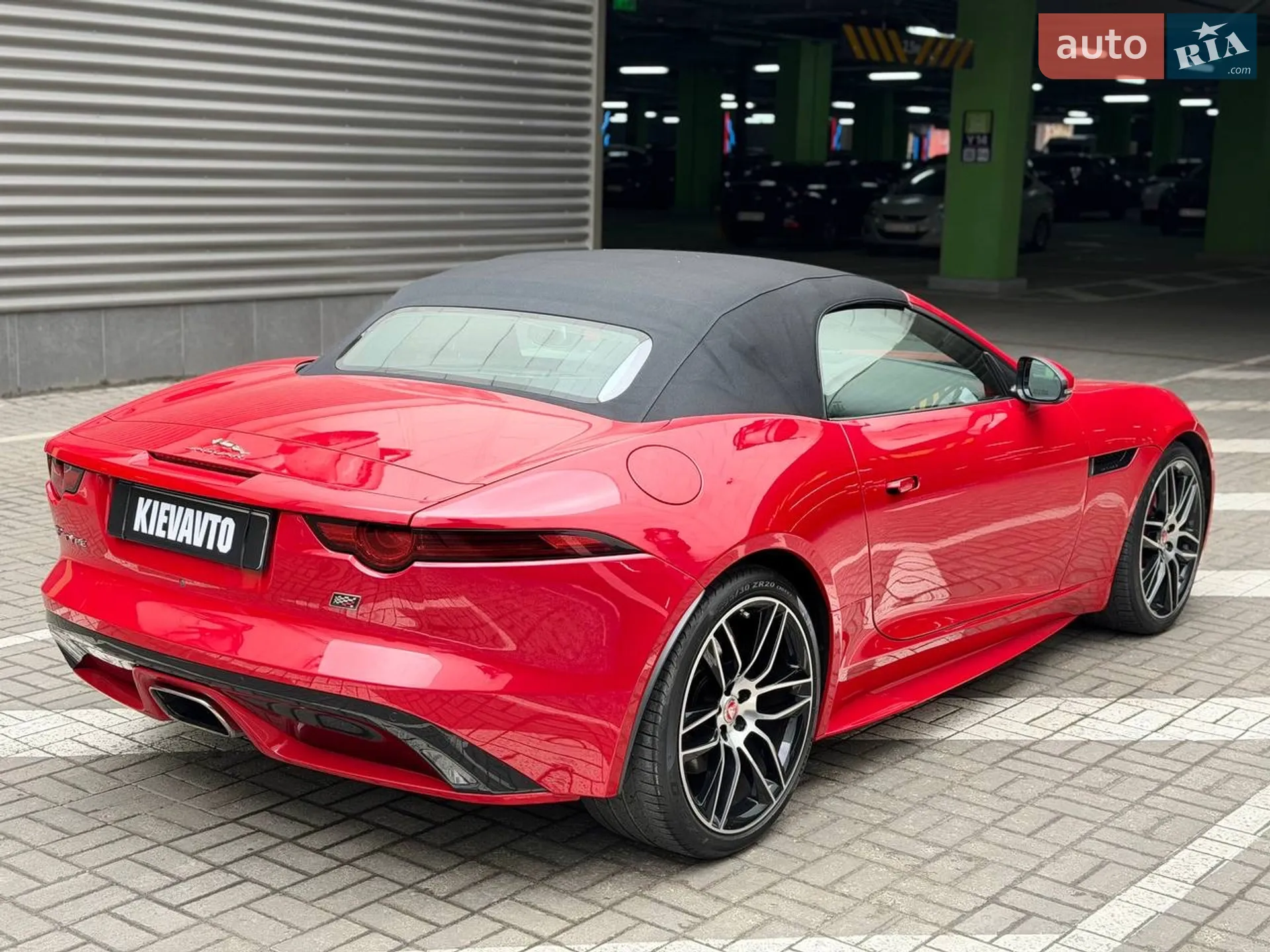 2019 Jaguar F-Type - мініатюра 8