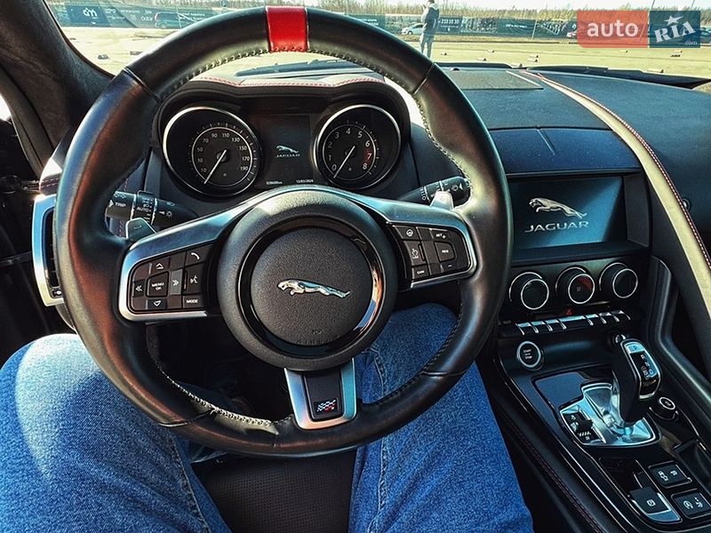 Купе Jaguar F-Type 2019 в Киеве
