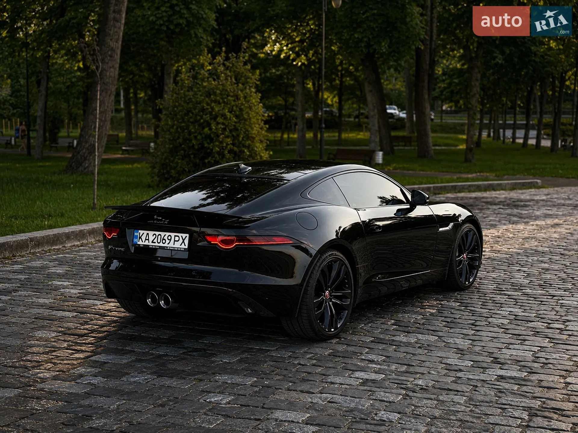 2018 Jaguar F-Type - мініатюра 8