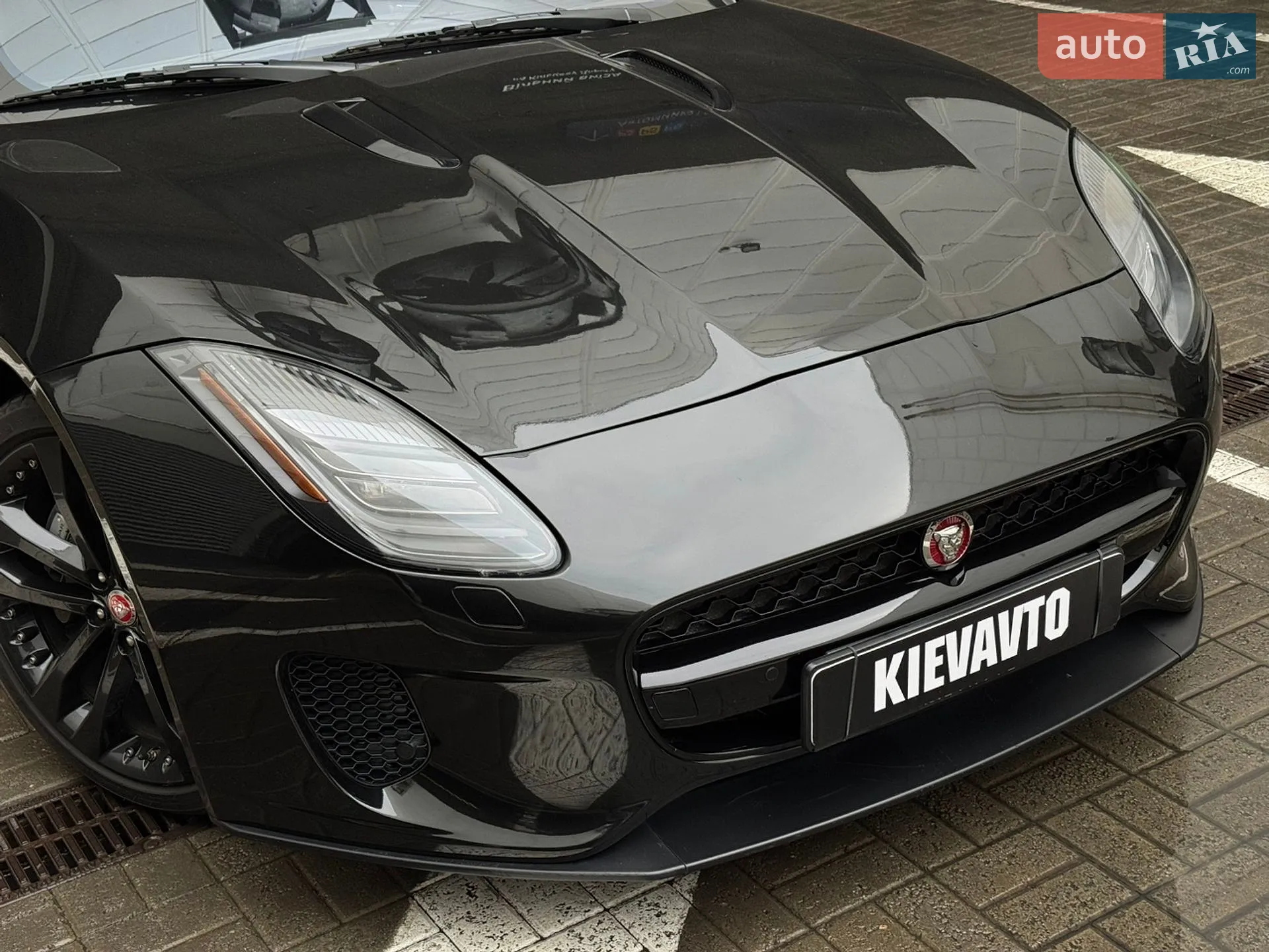 2018 Jaguar F-Type - мініатюра 14