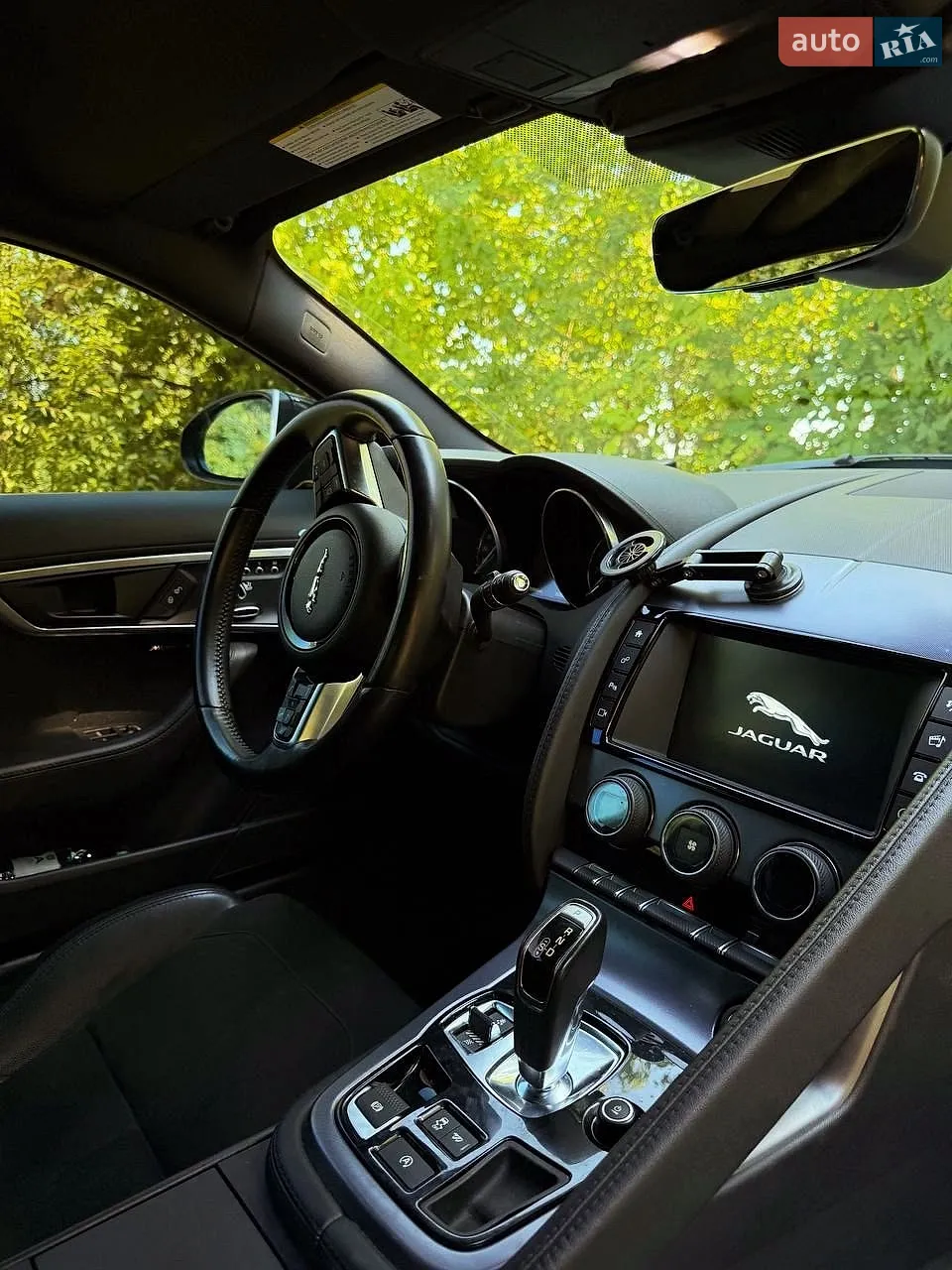 2017 Jaguar F-Type - мініатюра 9