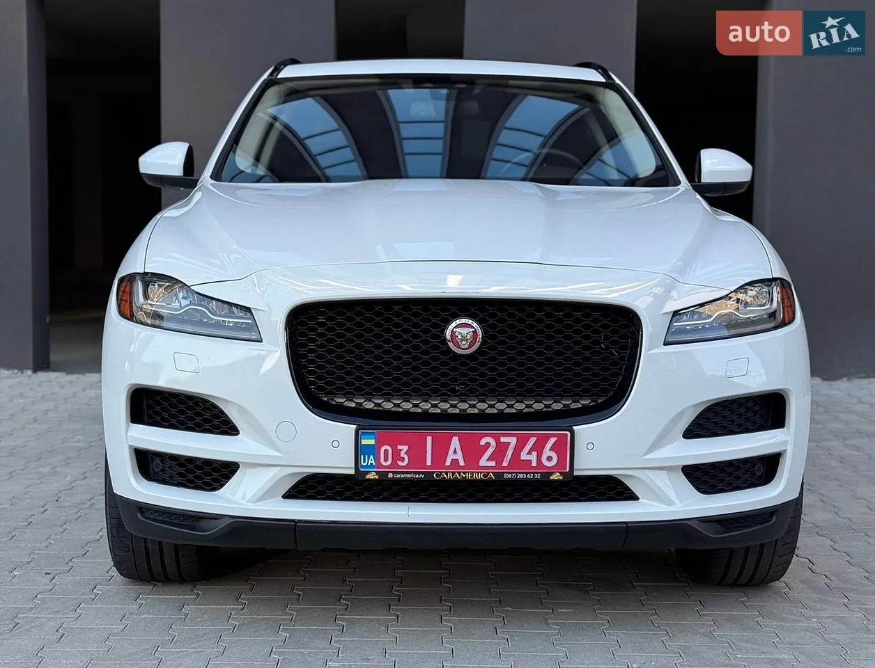 2017 Jaguar F-Pace - мініатюра 28