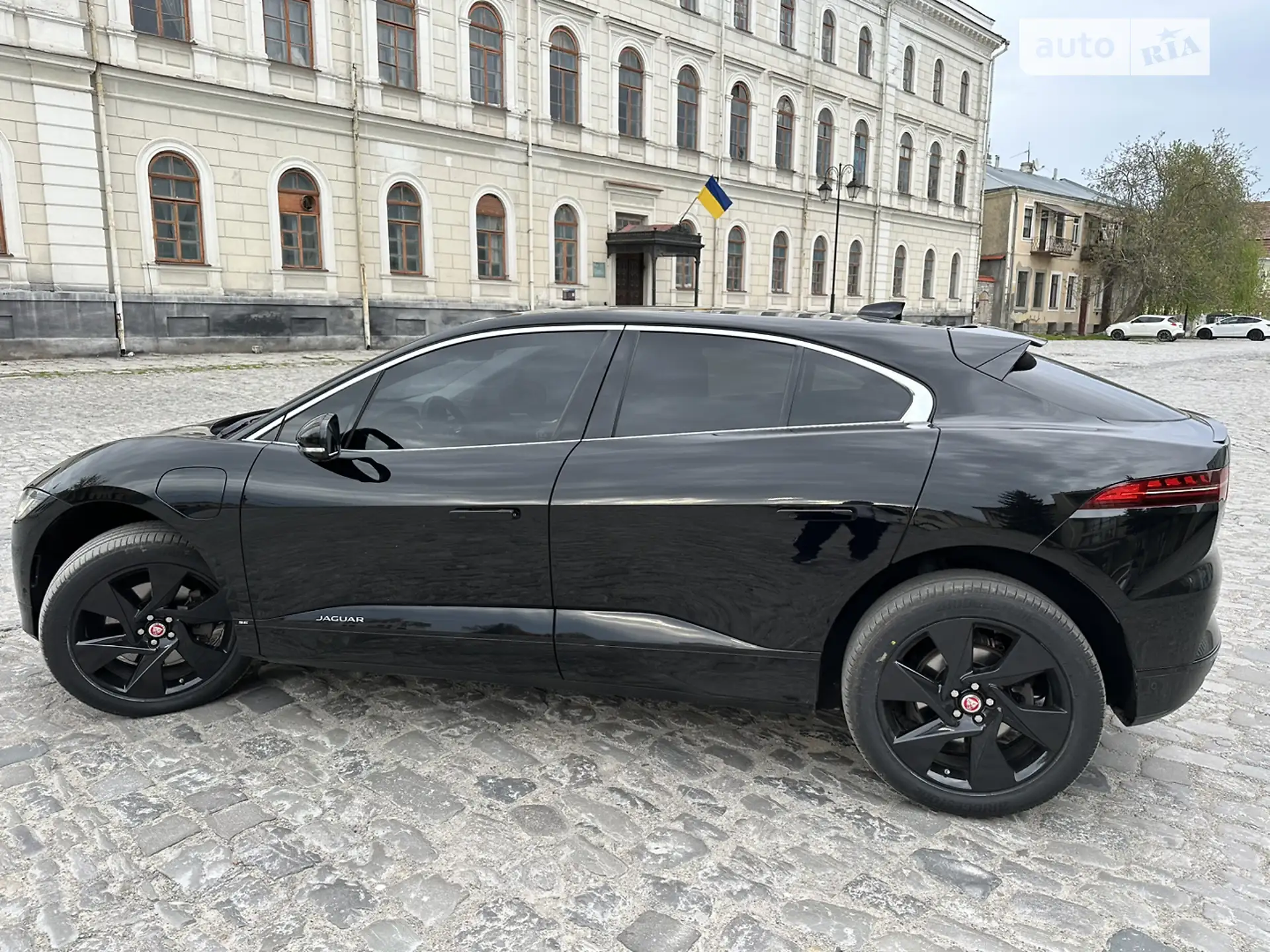 2019 Jaguar I-Pace - мініатюра 2
