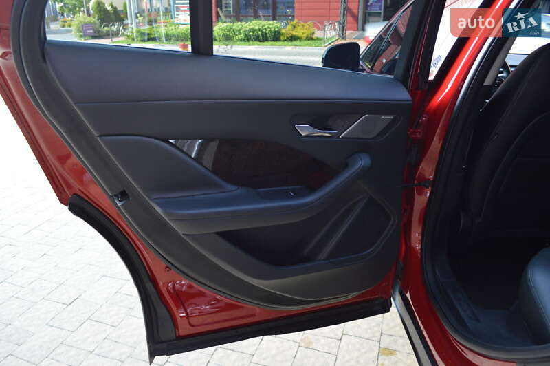 Позашляховик / Кросовер Jaguar I-Pace 2019 в Львові