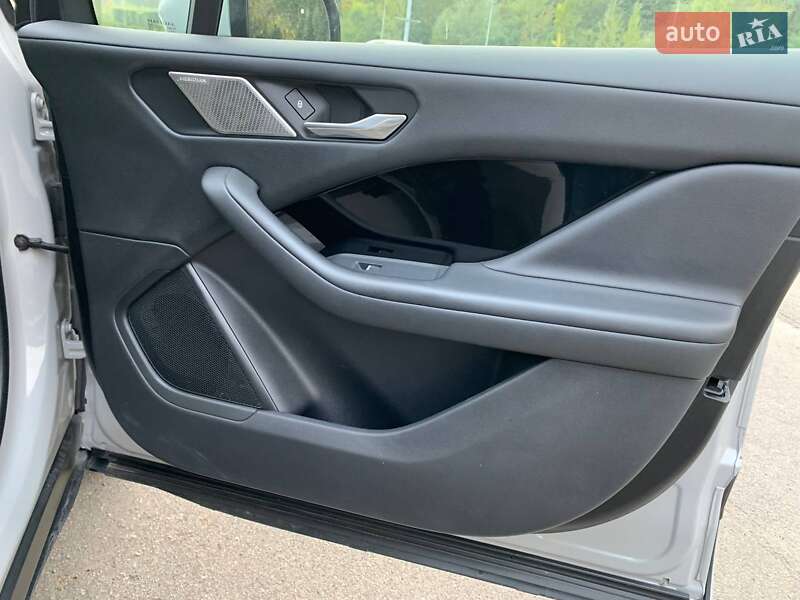 Позашляховик / Кросовер Jaguar I-Pace 2019 в Києві фото 13 Позашляховик / Кросовер Jaguar I-Pace 2019 в Києві