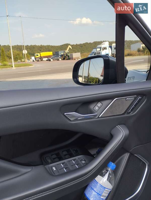 Внедорожник / Кроссовер Jaguar I-Pace 2018 в Тернополе