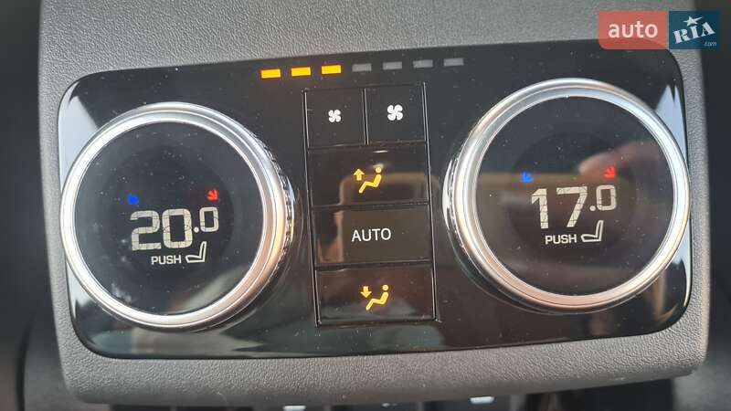 Внедорожник / Кроссовер Jaguar I-Pace 2018 в Киеве фото 51 Внедорожник / Кроссовер Jaguar I-Pace 2018 в Киеве