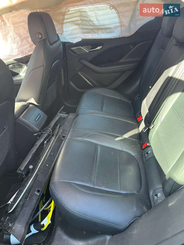 Внедорожник / Кроссовер Jaguar I-Pace 2018 в Львове фото 11 Внедорожник / Кроссовер Jaguar I-Pace 2018 в Львове