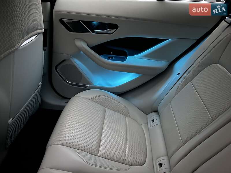 Позашляховик / Кросовер Jaguar I-Pace 2018 в Києві