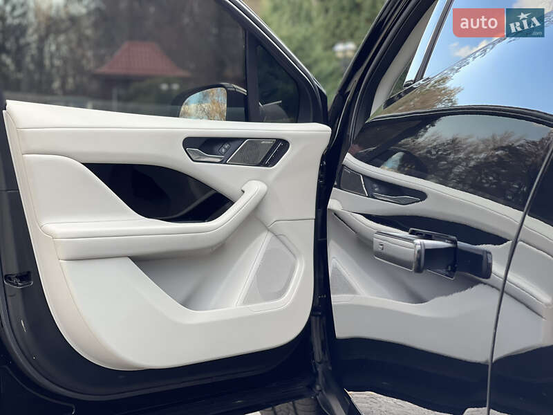 Внедорожник / Кроссовер Jaguar I-Pace 2018 в Тернополе