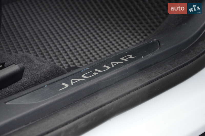 Внедорожник / Кроссовер Jaguar I-Pace 2019 в Киеве