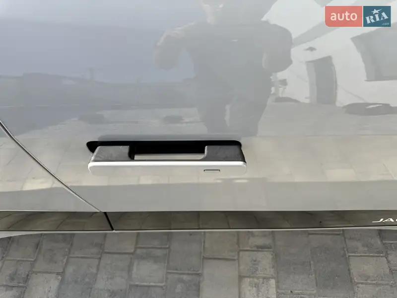 Внедорожник / Кроссовер Jaguar I-Pace 2019 в 