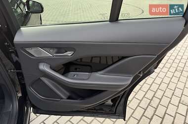 Позашляховик / Кросовер Jaguar I-Pace 2021 в 