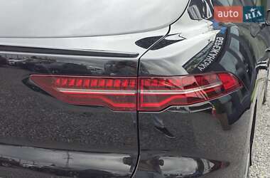 Позашляховик / Кросовер Jaguar I-Pace 2018 в 
