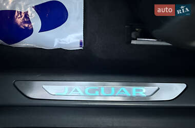 Внедорожник / Кроссовер Jaguar I-Pace 2018 в 