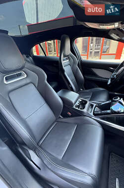 Позашляховик / Кросовер Jaguar I-Pace 2018 в 