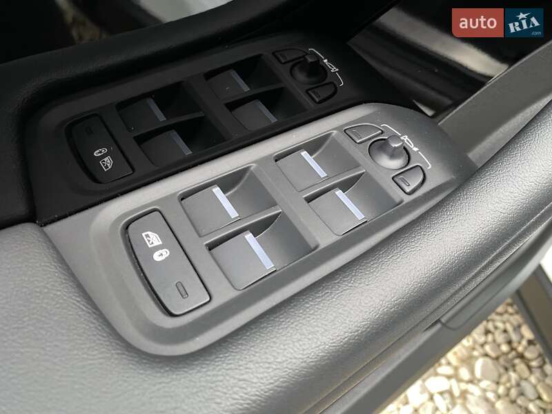 Внедорожник / Кроссовер Jaguar I-Pace 2020 в Львове фото 34 Внедорожник / Кроссовер Jaguar I-Pace 2020 в Львове