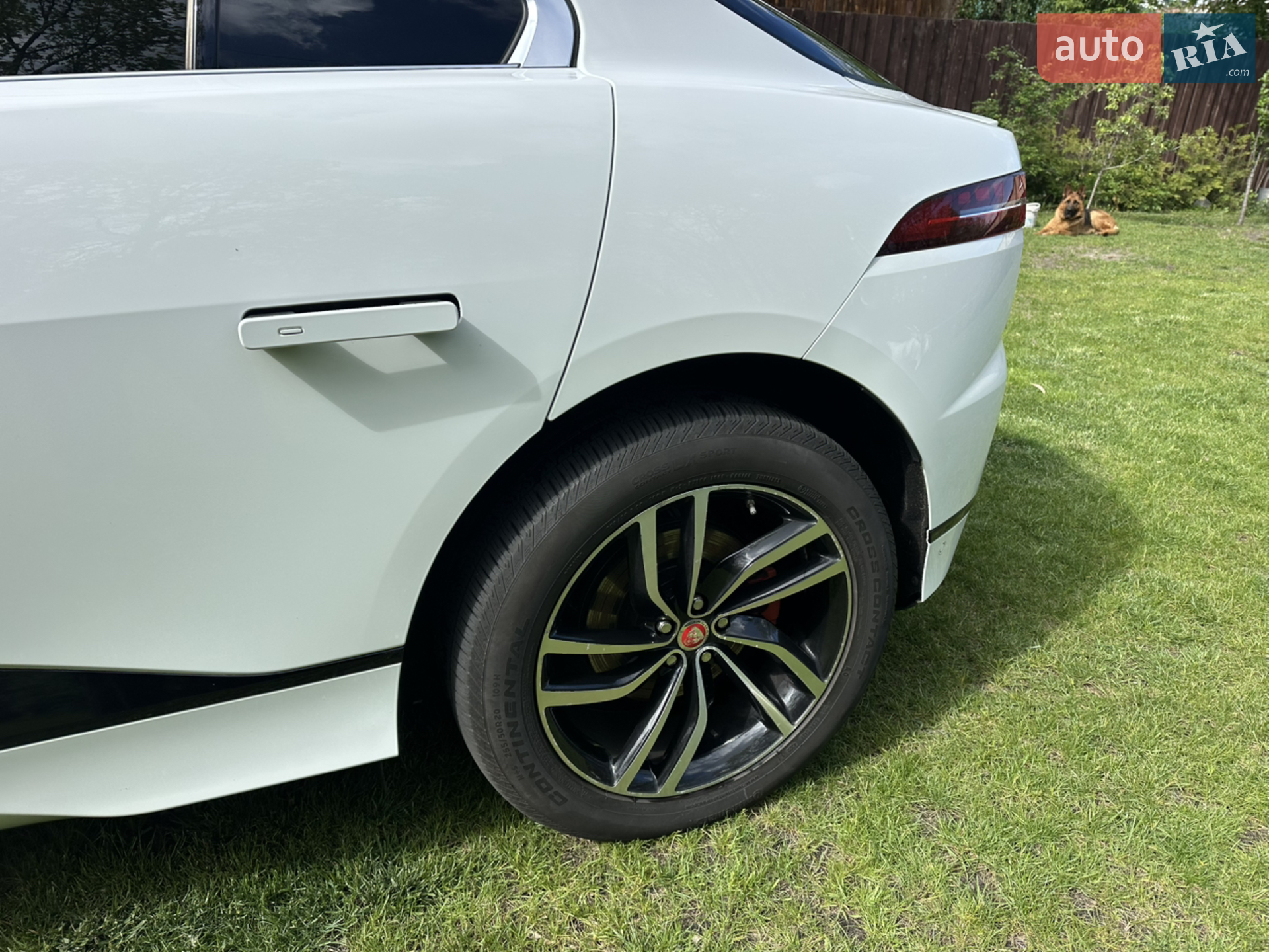 2019 Jaguar I-Pace - мініатюра 16