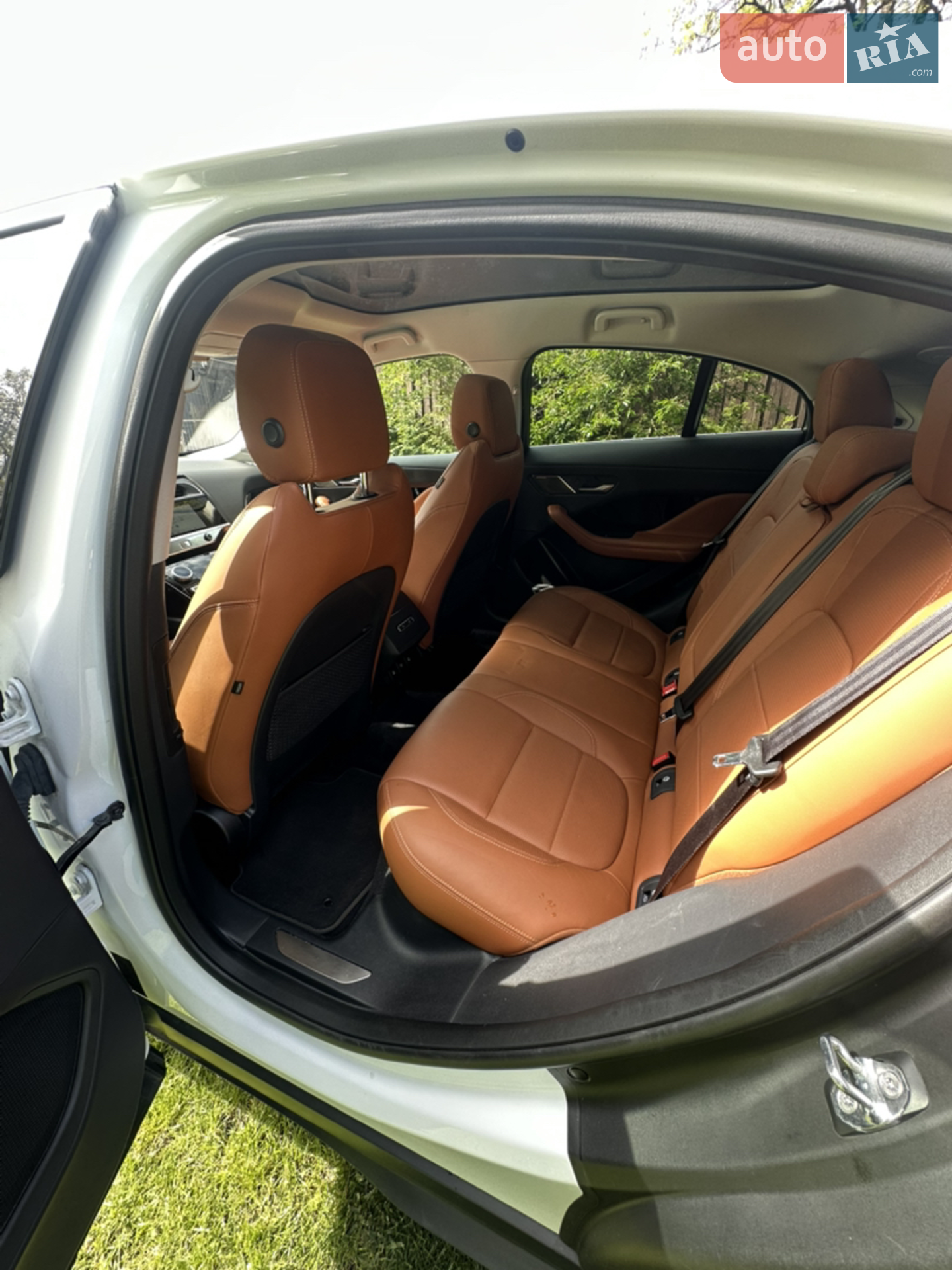 2019 Jaguar I-Pace - мініатюра 20
