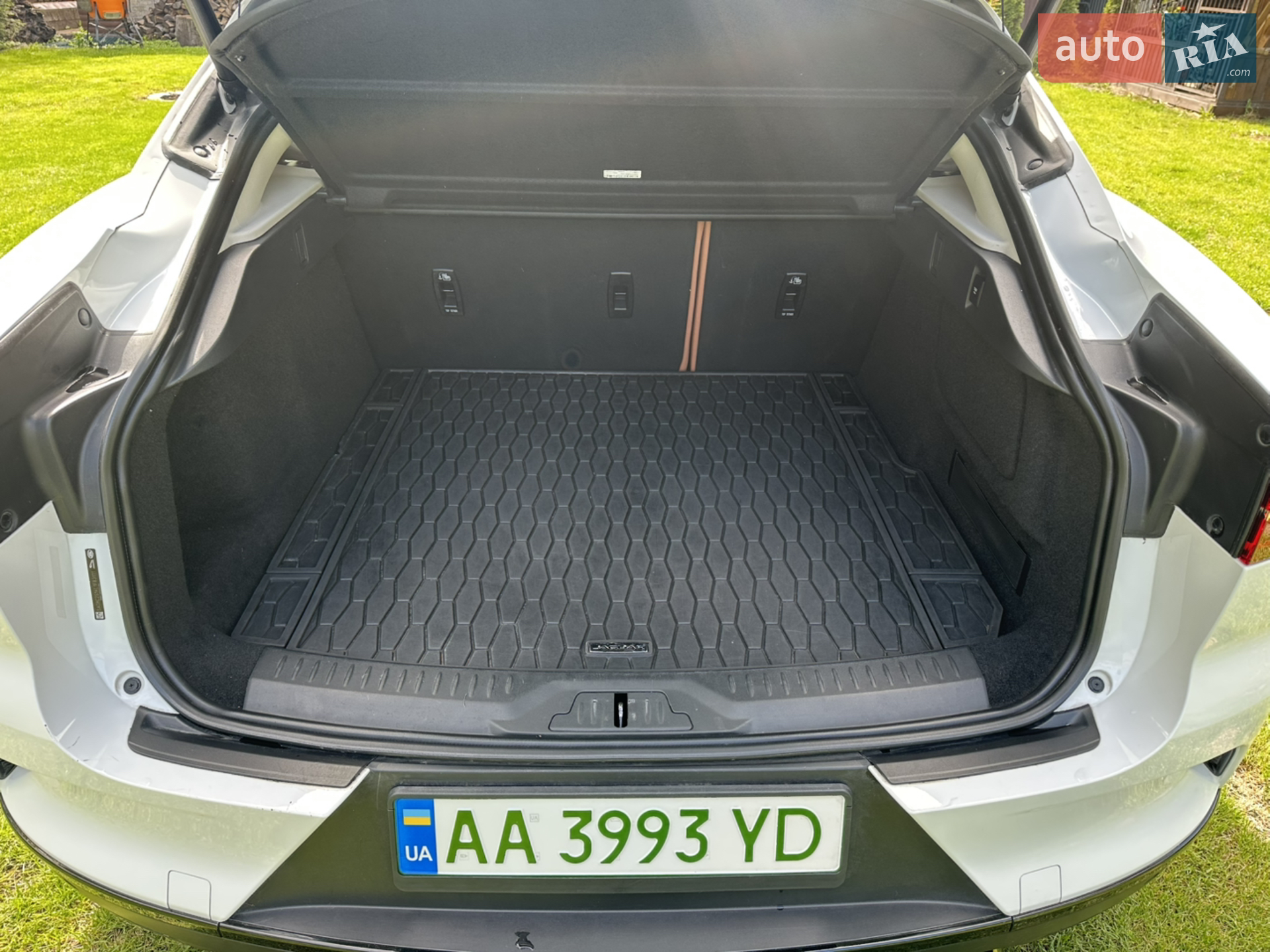 2019 Jaguar I-Pace - мініатюра 19