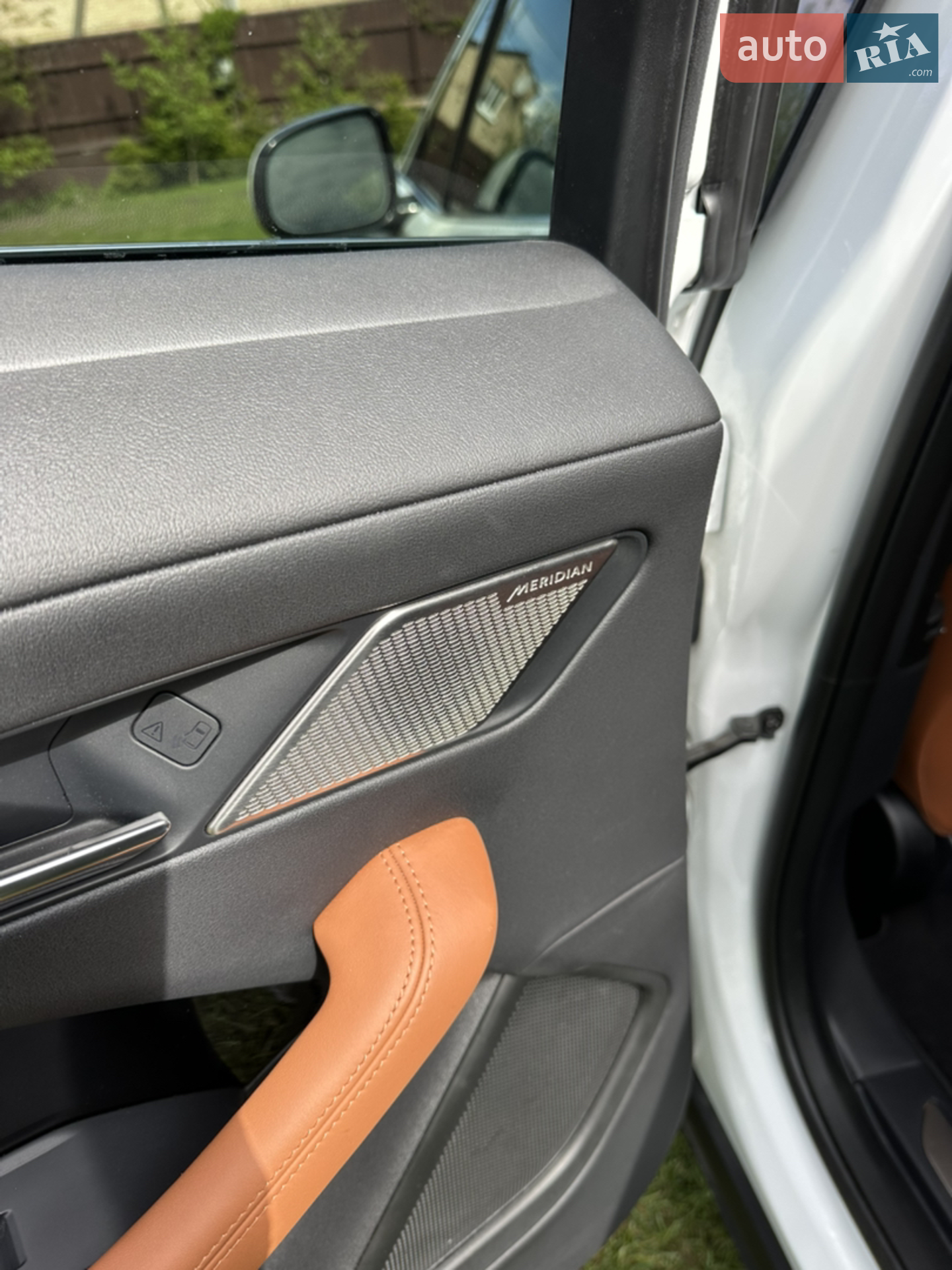 2019 Jaguar I-Pace - мініатюра 26