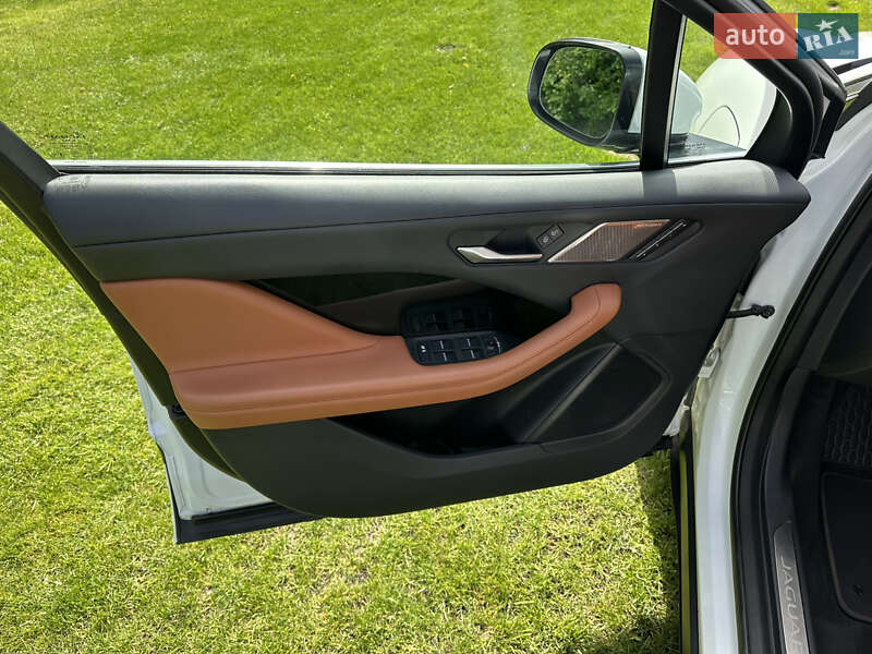 Внедорожник / Кроссовер Jaguar I-Pace 2019 в Киеве