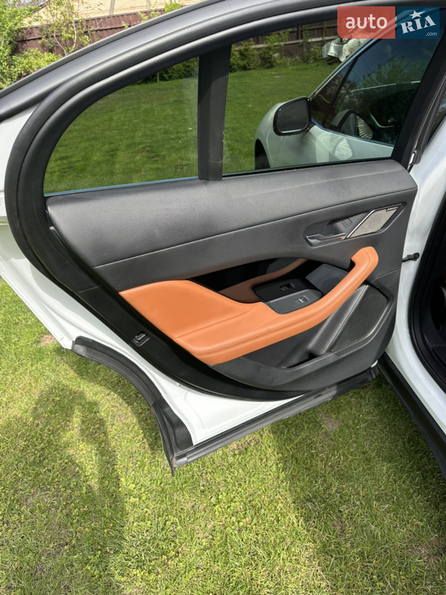 2019 Jaguar I-Pace - мініатюра 27