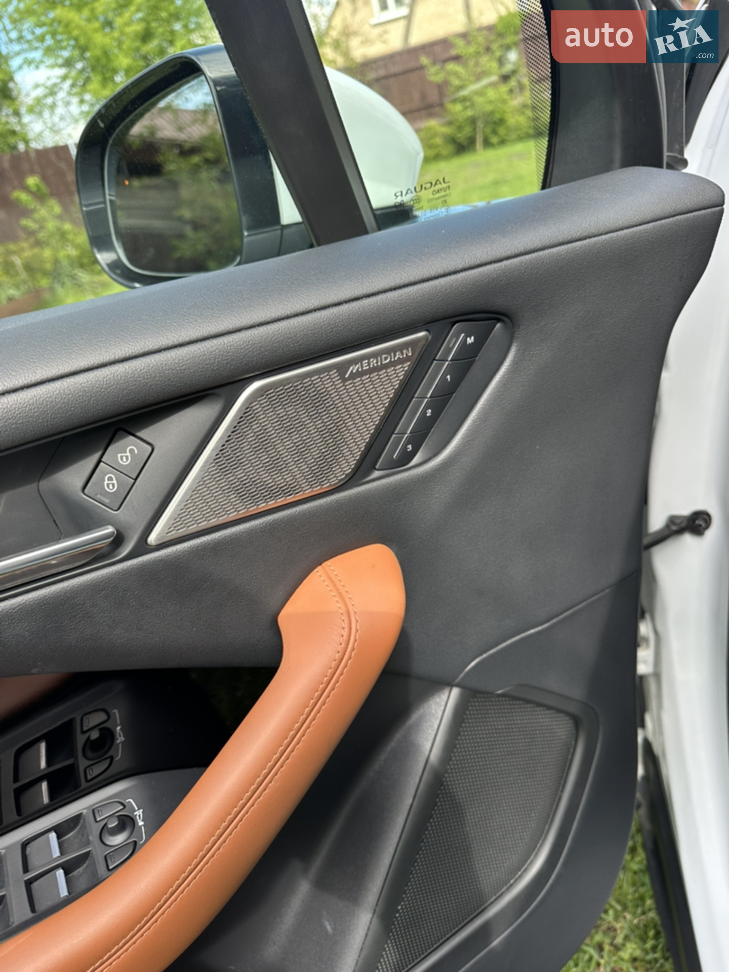 2019 Jaguar I-Pace - мініатюра 33