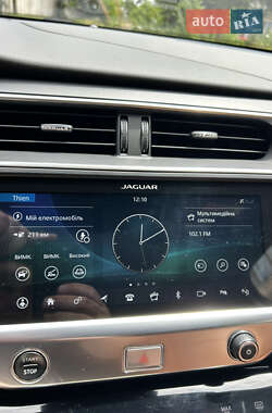 Позашляховик / Кросовер Jaguar I-Pace 2019 в 