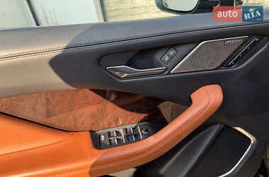 Позашляховик / Кросовер Jaguar I-Pace 2018 в 