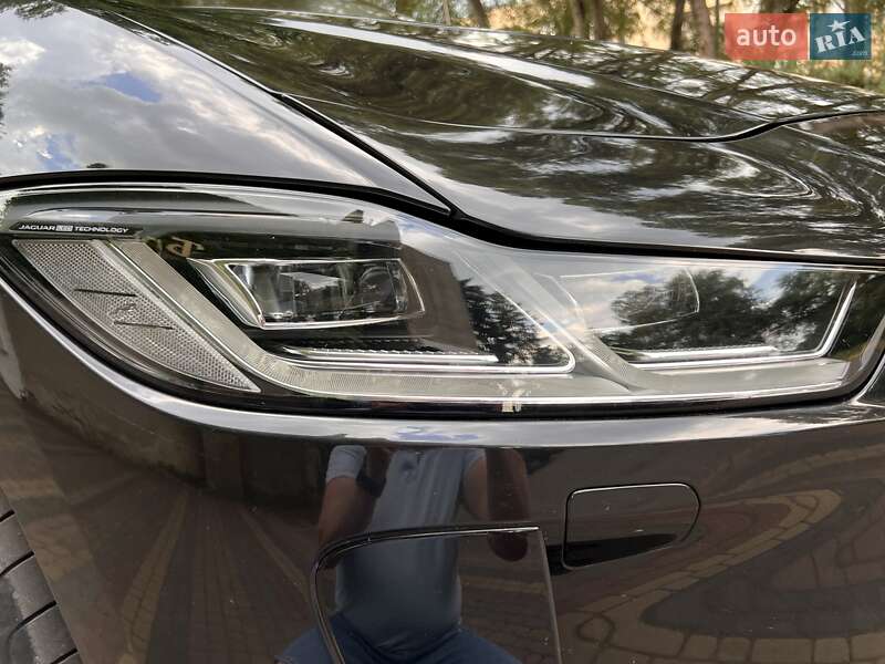 Позашляховик / Кросовер Jaguar I-Pace 2018 в Чернівцях